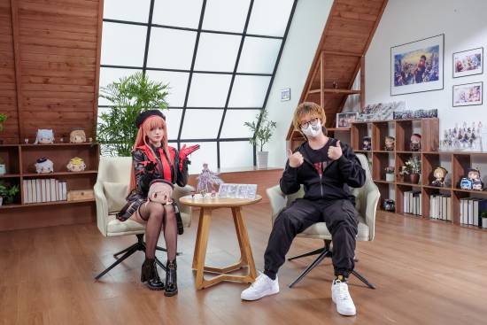 《妮姬》国服专属福利：&ldquo;初音&rdquo;白丝新皮肤免费送！